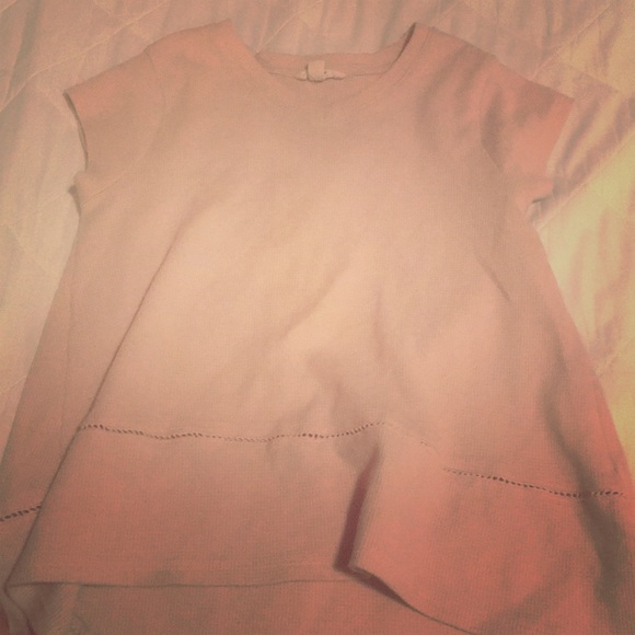 A Maddie shirt that barely worn - Picture 1 of 2